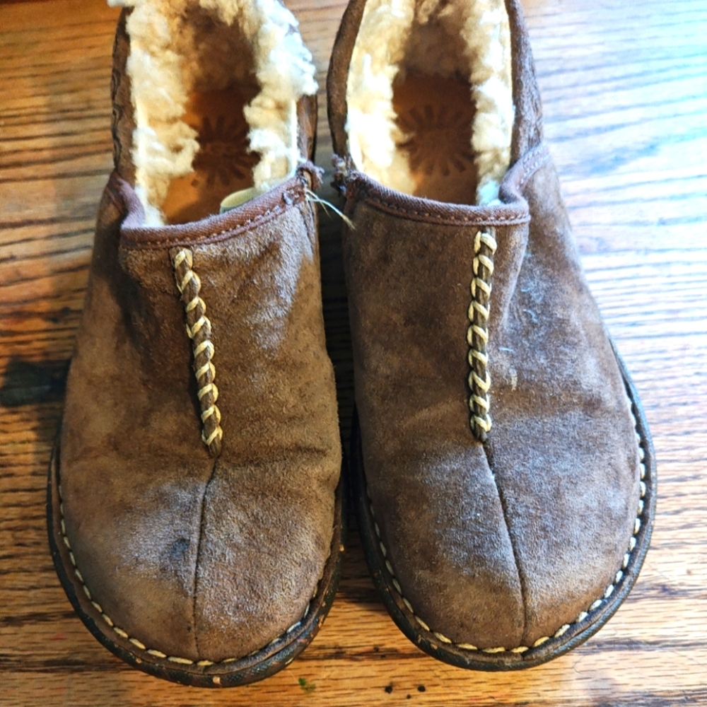 Cozy Brown Suede UGGs